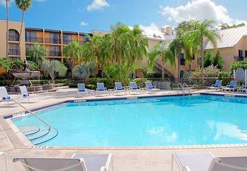 Express- North Palm And Ihg Hotel